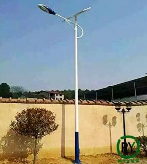 裝太陽能路燈還是市電路燈，這么選不糾結