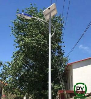 為何農村太陽能路燈使用壽命普遍較短