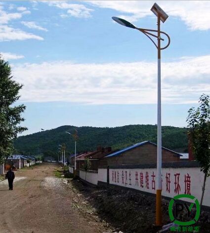 邢臺6米30瓦太陽能路燈