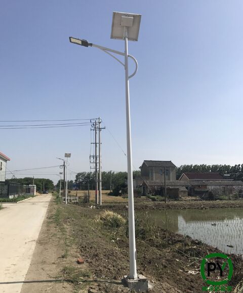 保定6米40瓦太陽能路燈農村裝怎么樣