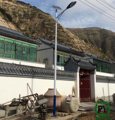 滄州農村6米40瓦太陽能路燈
